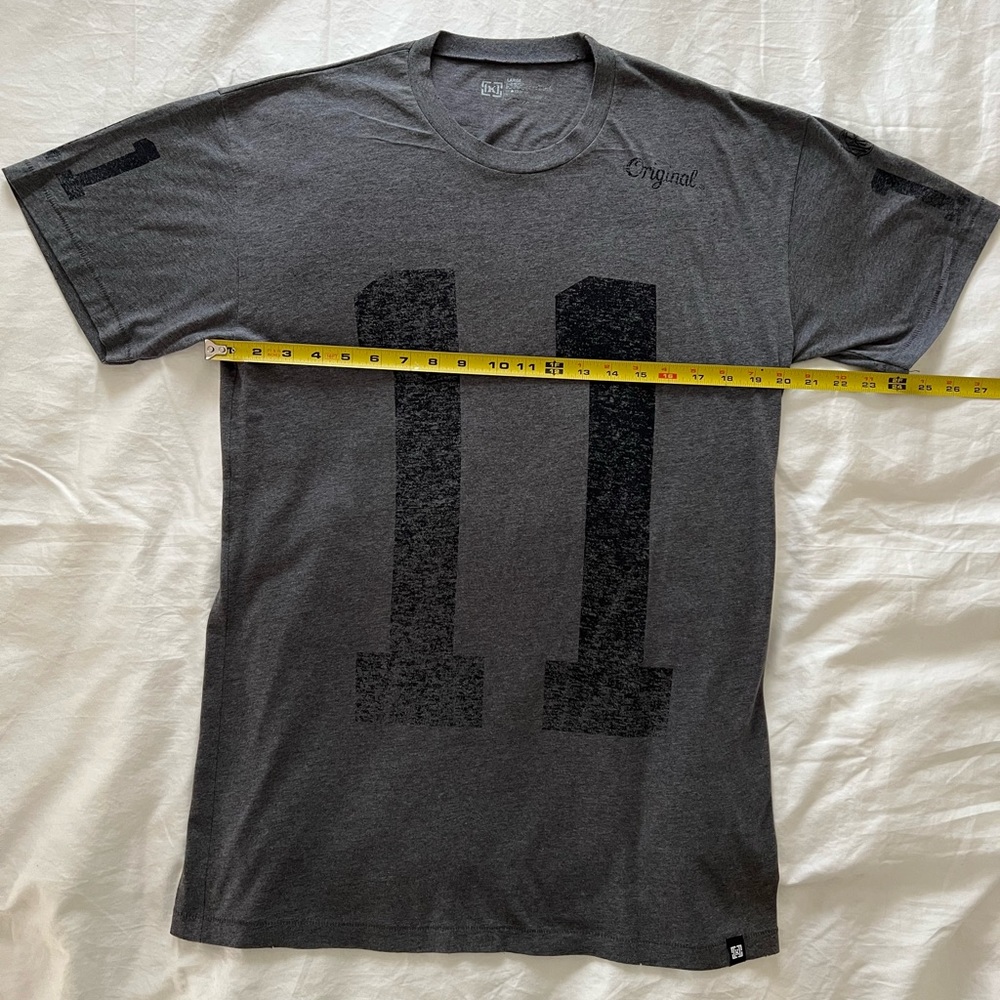 KR3W #11 Large Grey T-shirt w/ Blue #11 Print